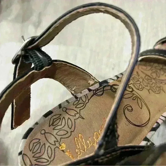 NWT Jellypop Platform Chunky Heels - Picture 8 of 8